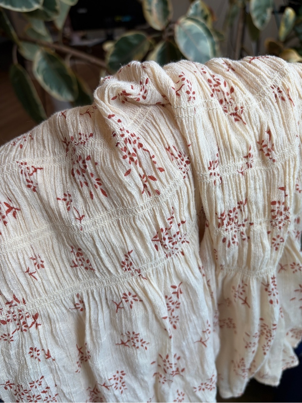 Adiva Cream Floral Smocked Peplum Blouse Long Sleeve Boho Top Size Medium - Picture 7 of 8